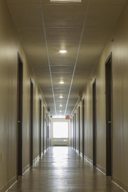 Woodspring Suites Williston Luaran gambar