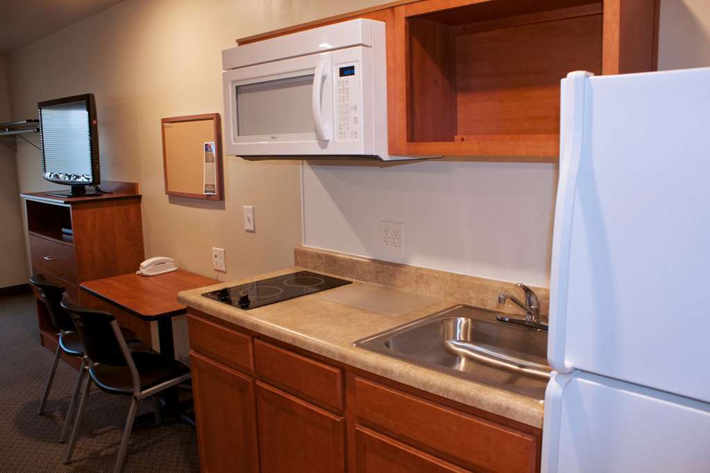 Woodspring Suites Williston Bilik gambar