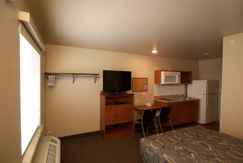 Woodspring Suites Williston Bilik gambar
