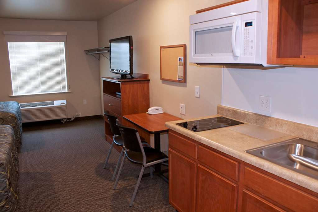 Woodspring Suites Williston Bilik gambar
