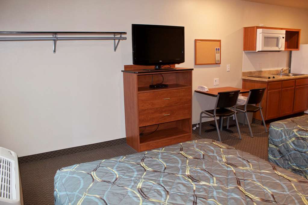 Woodspring Suites Williston Bilik gambar